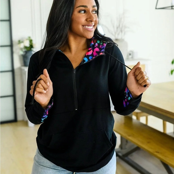 Shirley & Stone Audre Hoodie Neon Leopard Print - Picture 4 of 10